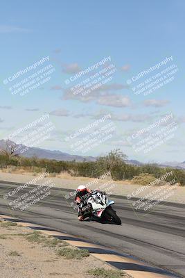 media/Nov-16-2025-Race Pace (Sun) [[8c5fa54630]]/Verified Riders/4-Turn 3 Inside (1050am)/